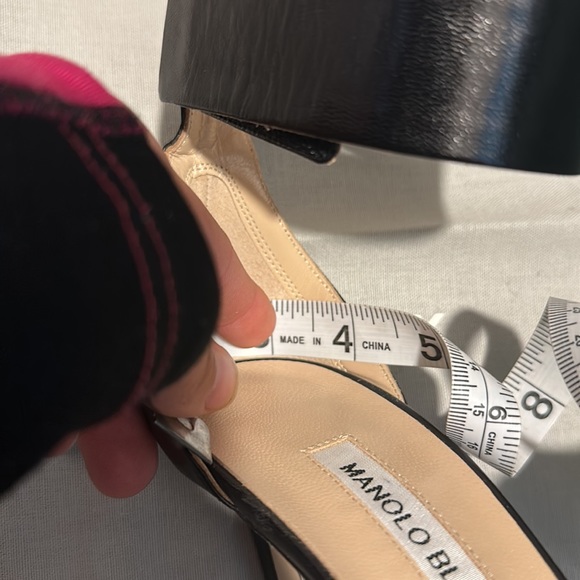 Manolo Blahnik Ollico ankle strap heel - Picture 13 of 15